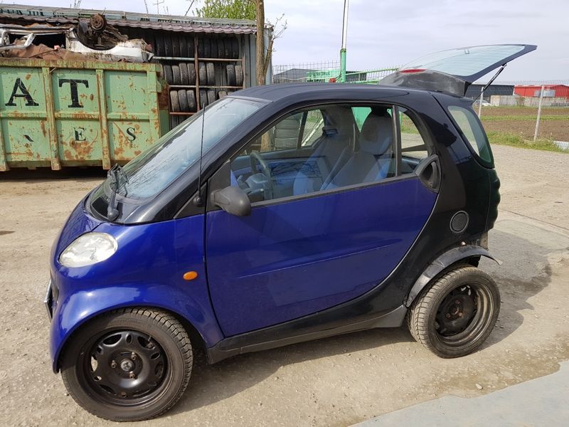 Dezmembram Smart Fortwo 0.6 benzin