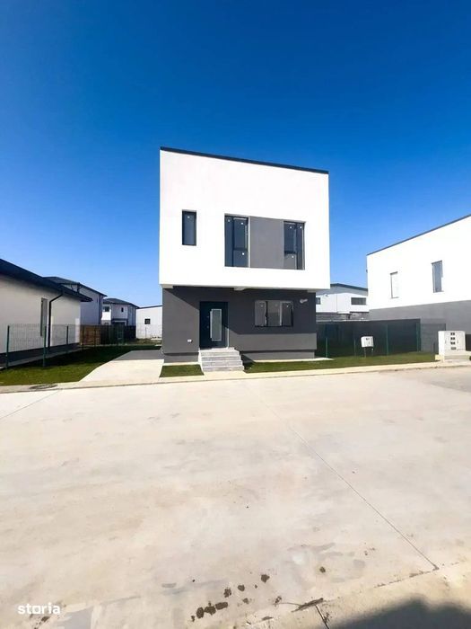 Casa 4 Camere P+1 Individuala Mutare Imediat Complex Securizat