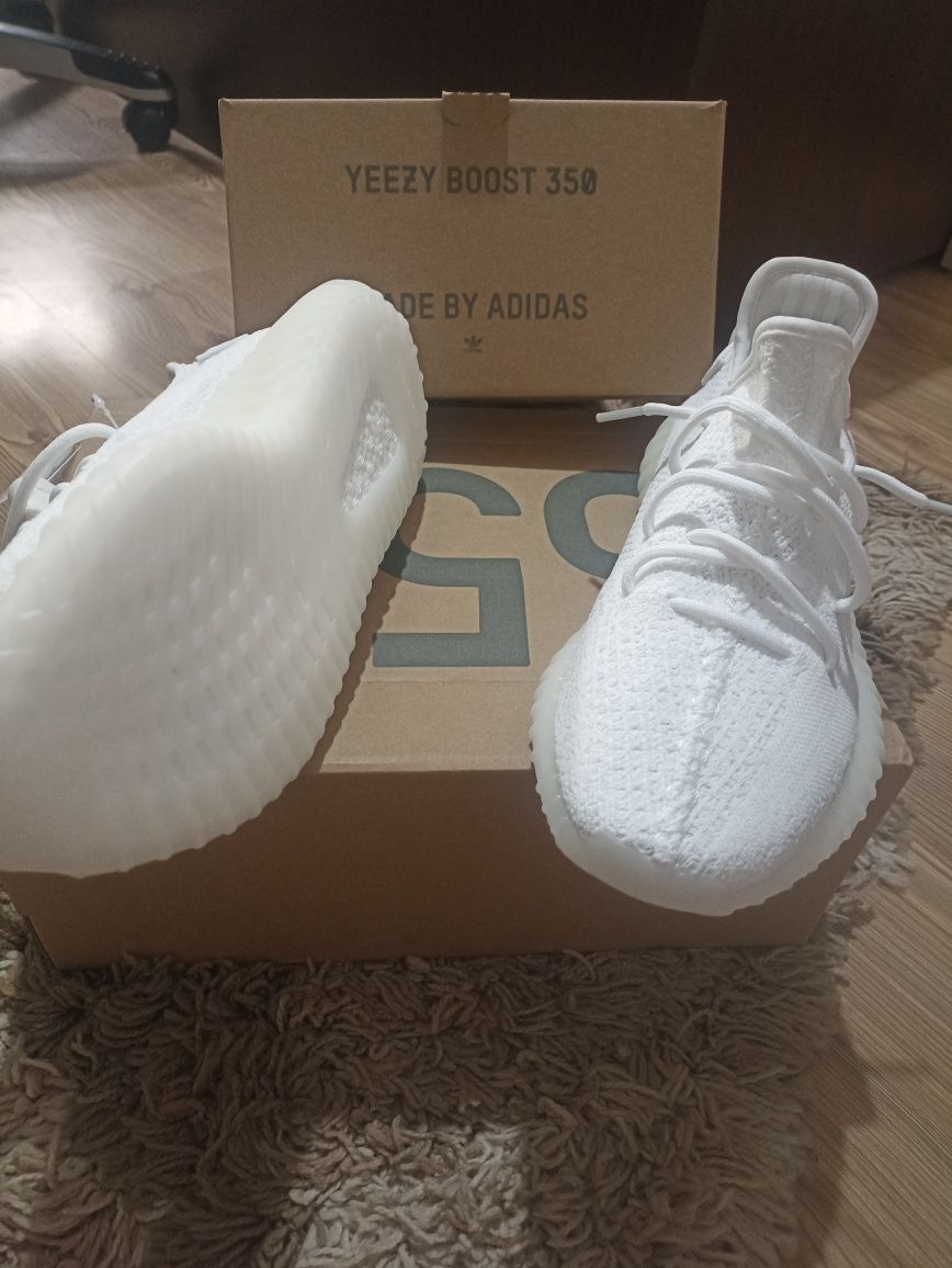 Yezzy 350 full white marimea 42 2/3