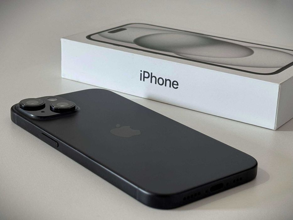 Бартер! Перфектен! iPhone 15 256GB Black (Черен)