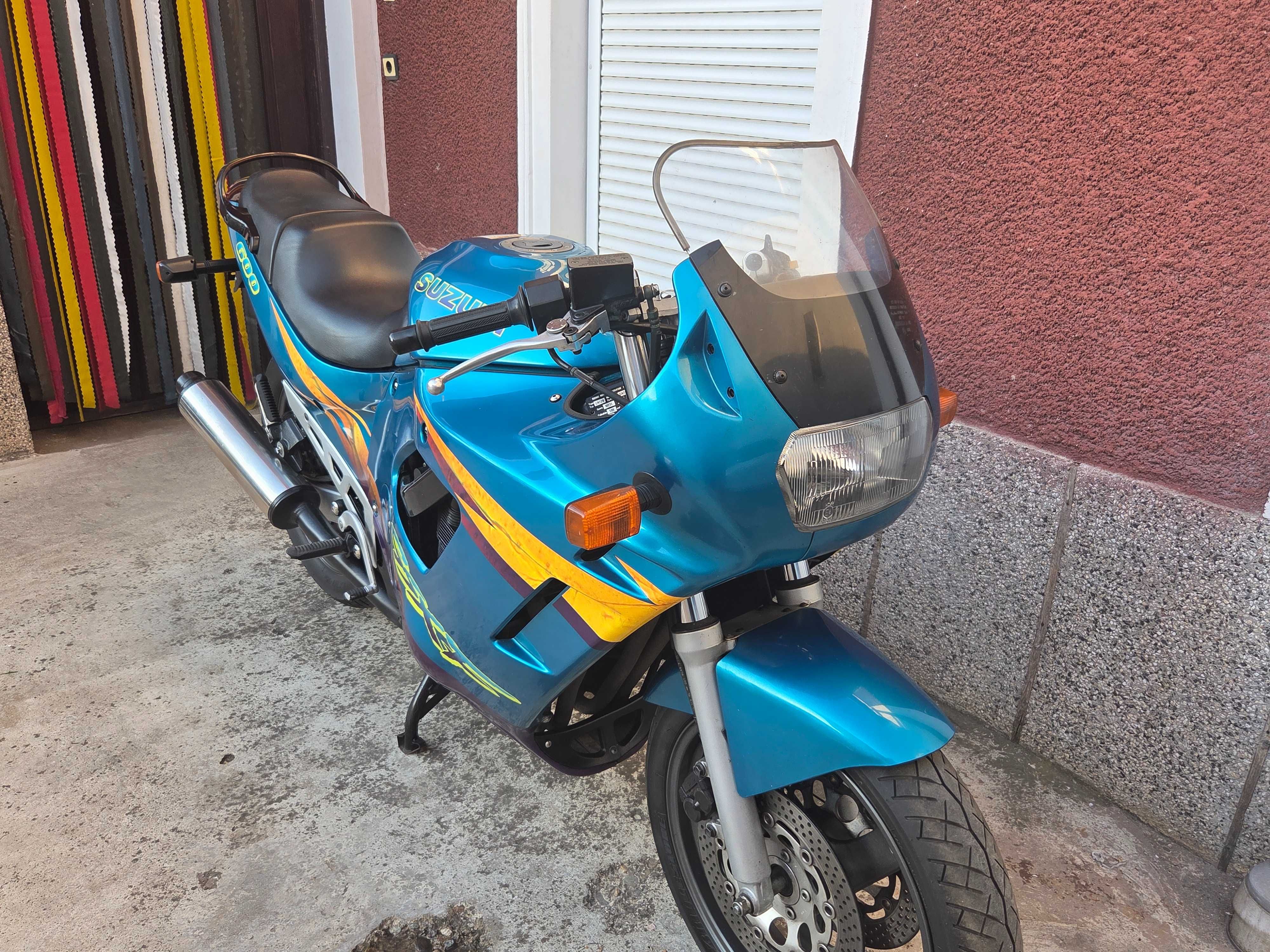 Suzuki GNX  пистов