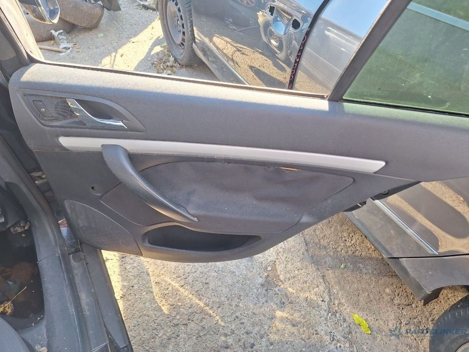 Maner interior portiera spate dreapta SKODA OCTAVIA 1Z3 2004 - 2013