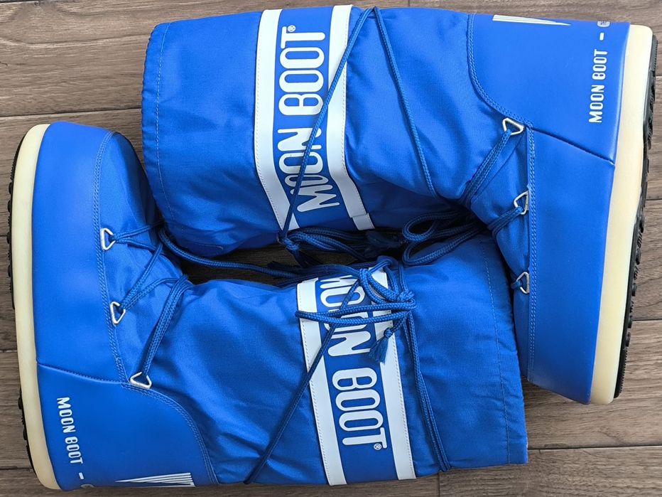 Cizme Moon Boot noi marimea 42-44 ORIGINALE