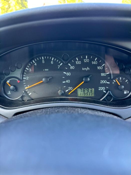 Vand ford focus an 2001 motoe 1800 cm