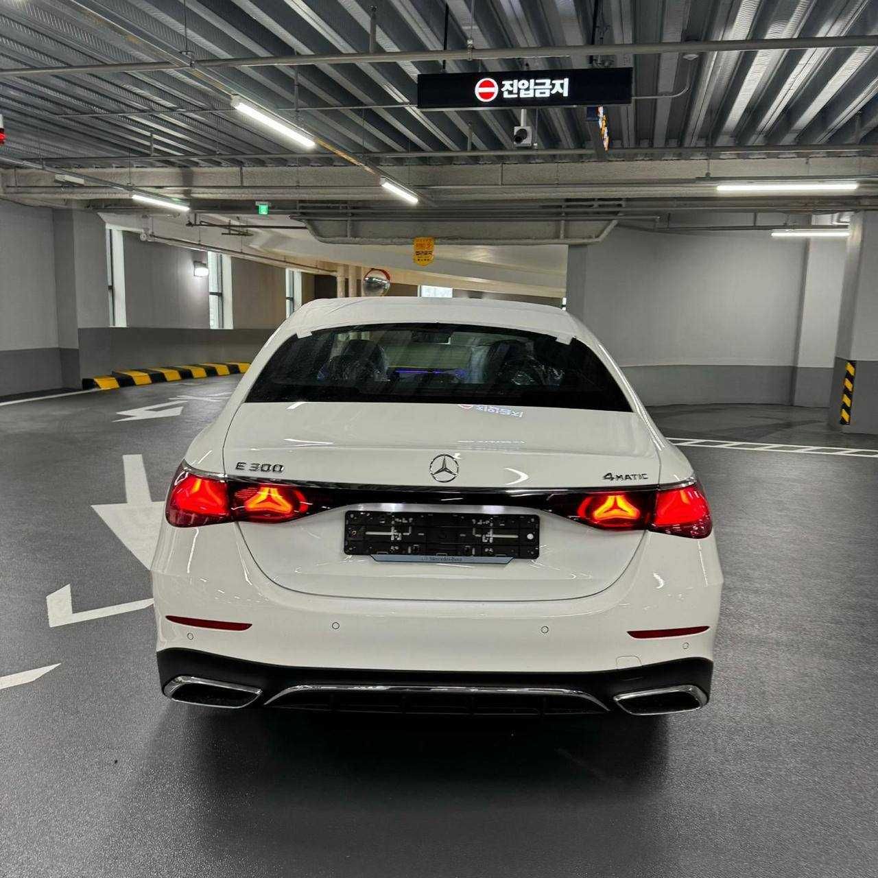 Продается Mercedes E-class E300 4Matic AMG-line