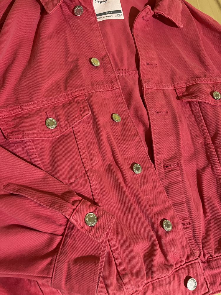 Bershka дънково яке
