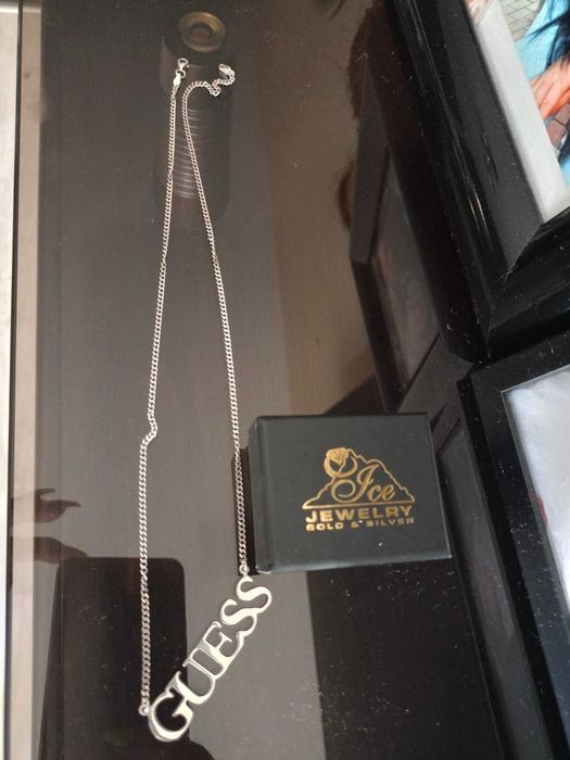 Сребърен медальон,GUESS