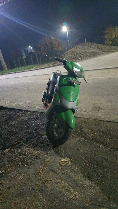 Vand scuter 49cc 4t