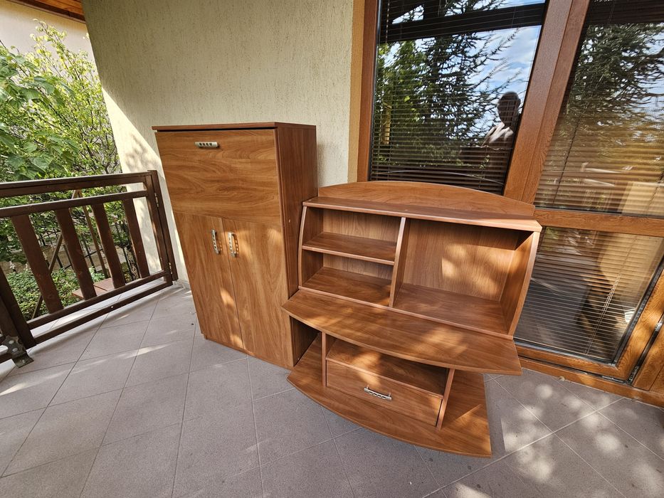 Тв сет и шкаф ...