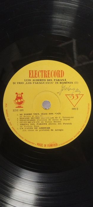 vând disc de vinil rar cu semnarura de la Luis Alberto Del Paranā