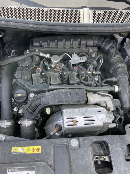 Motor Citroen C5 Aircross 1.2 Thp 130Cp HN05 an 2023 Peugeot 5008 II