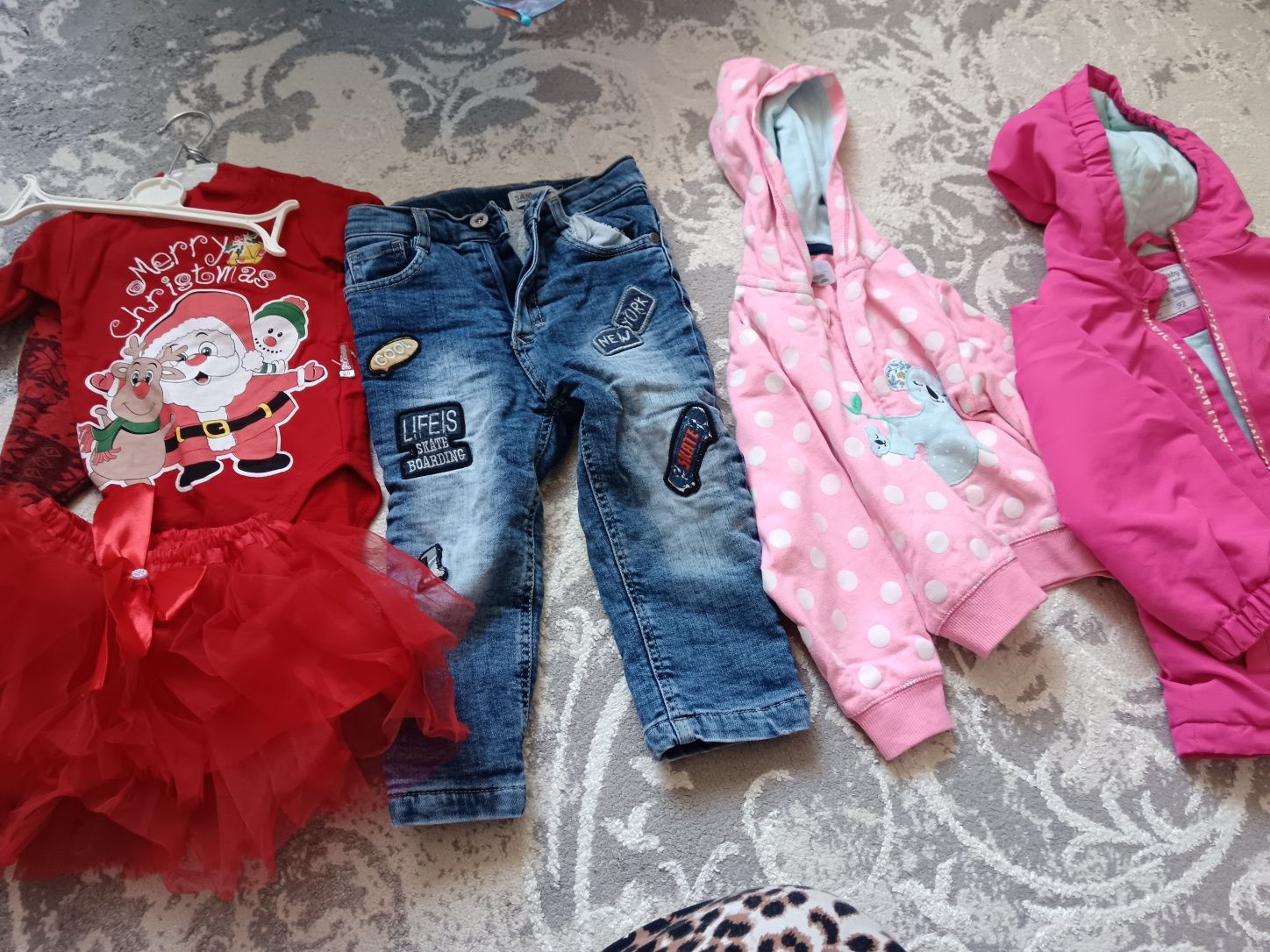Продам детские вещи на девочку