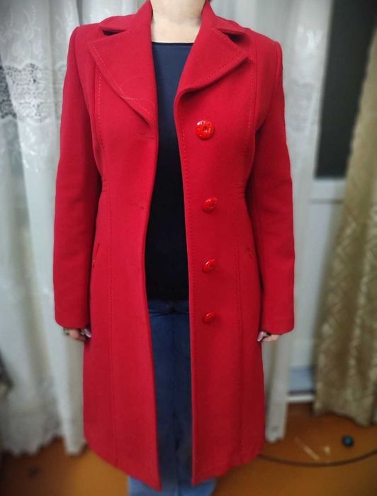 Пальто -качество- Турция! 38 размер.