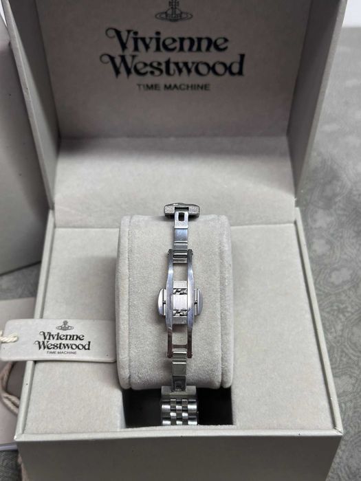Vivienne Westwood Camberwell Ceas 28 mm Stainless Steel Pink-Silver