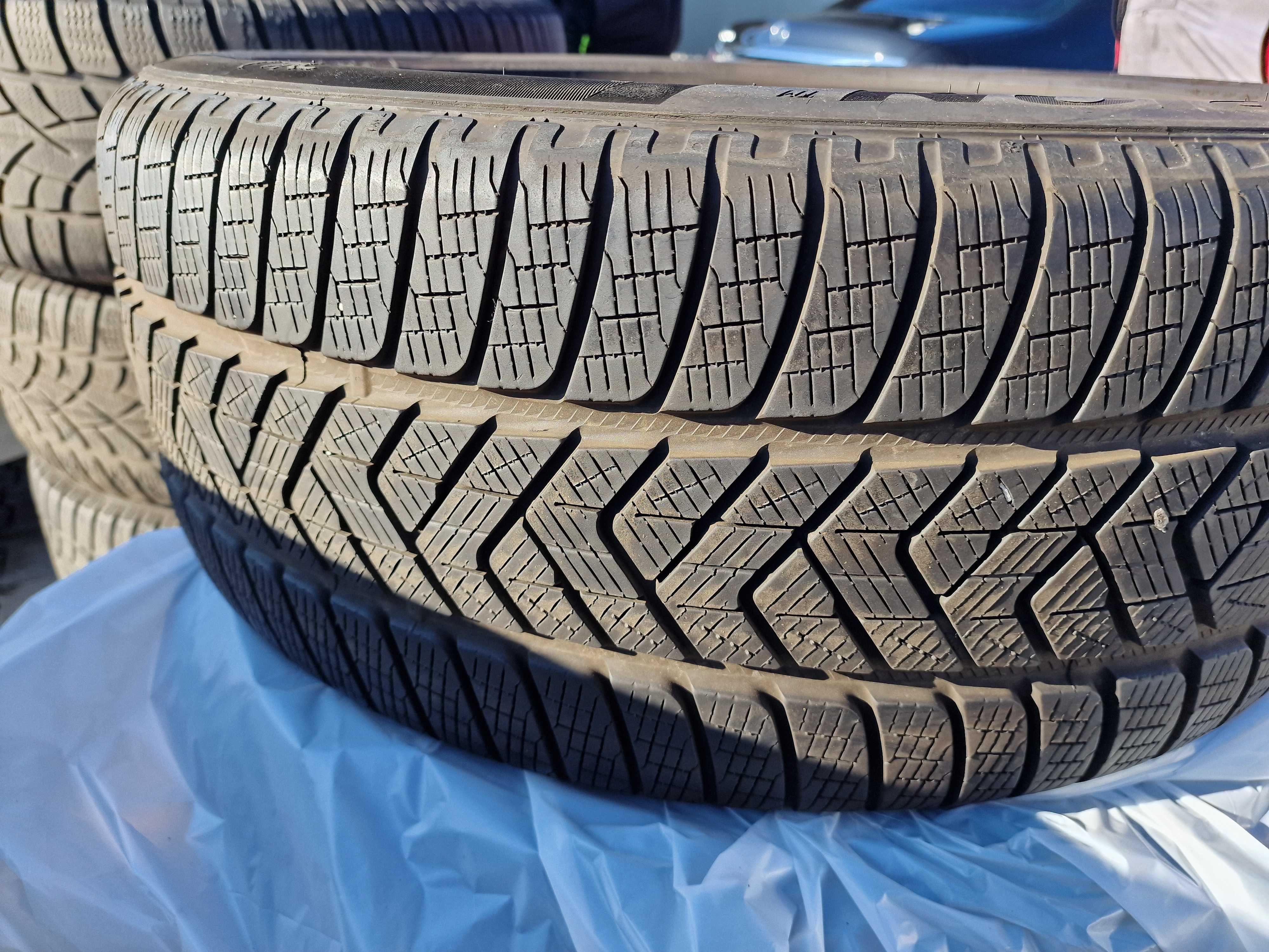 Гуми 255/50 R 19 Pirelli / Bridgestone