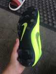 Ghete de footbal nike mercurial