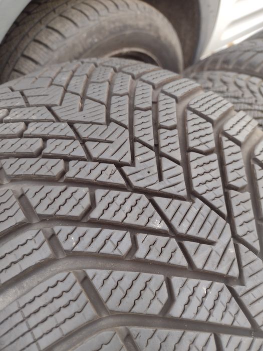 Топ състояние 4бр.255/40/21 Pirelli SW2 dot3922