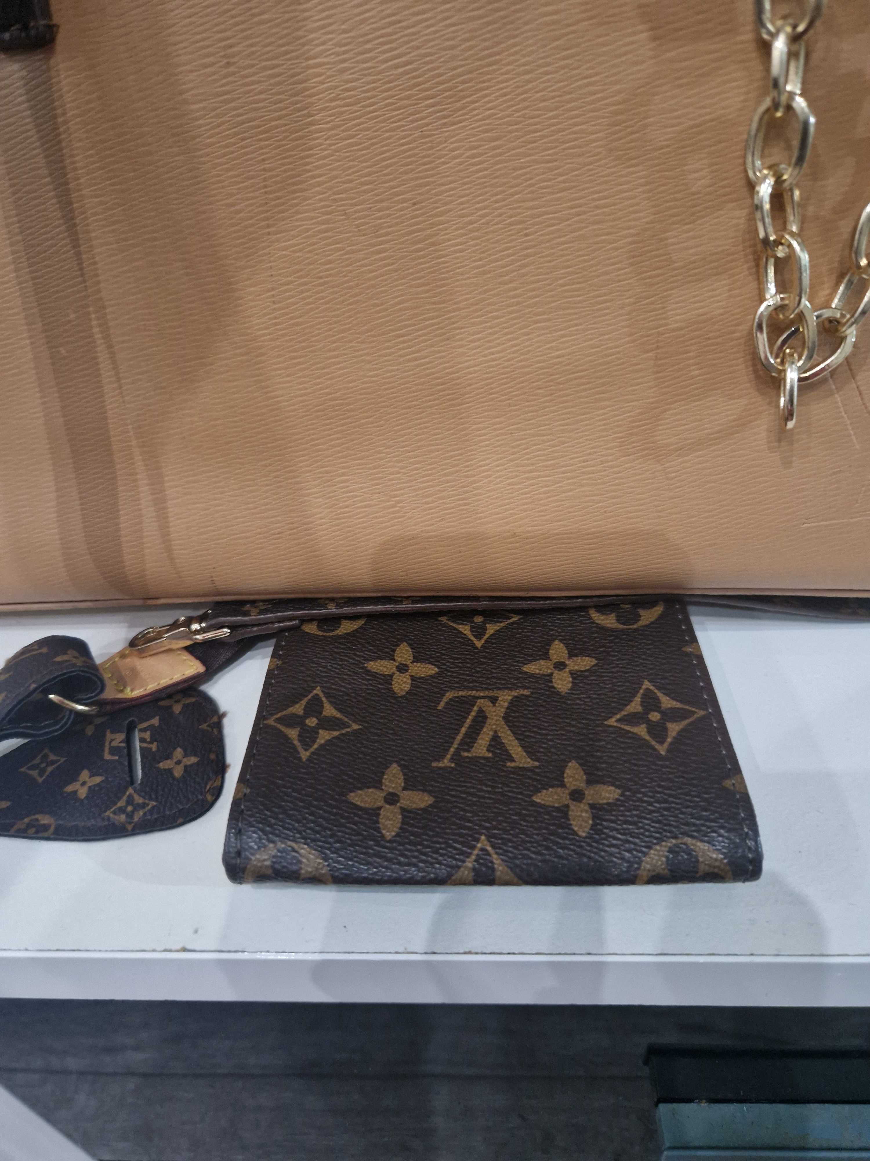 Louis vuitton чанта. Нова