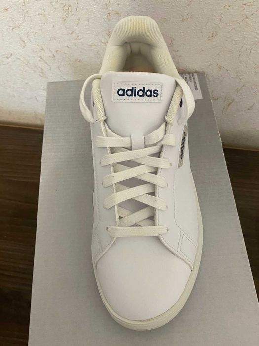 Оригинални кецове Адидас