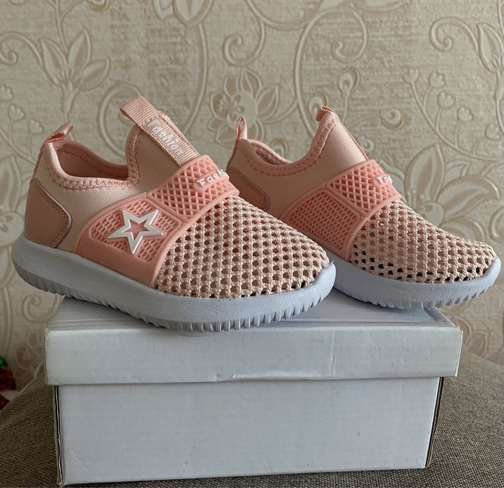 Новая детская обувь