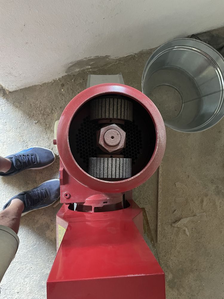 Presa de peleti 7.5 kw
