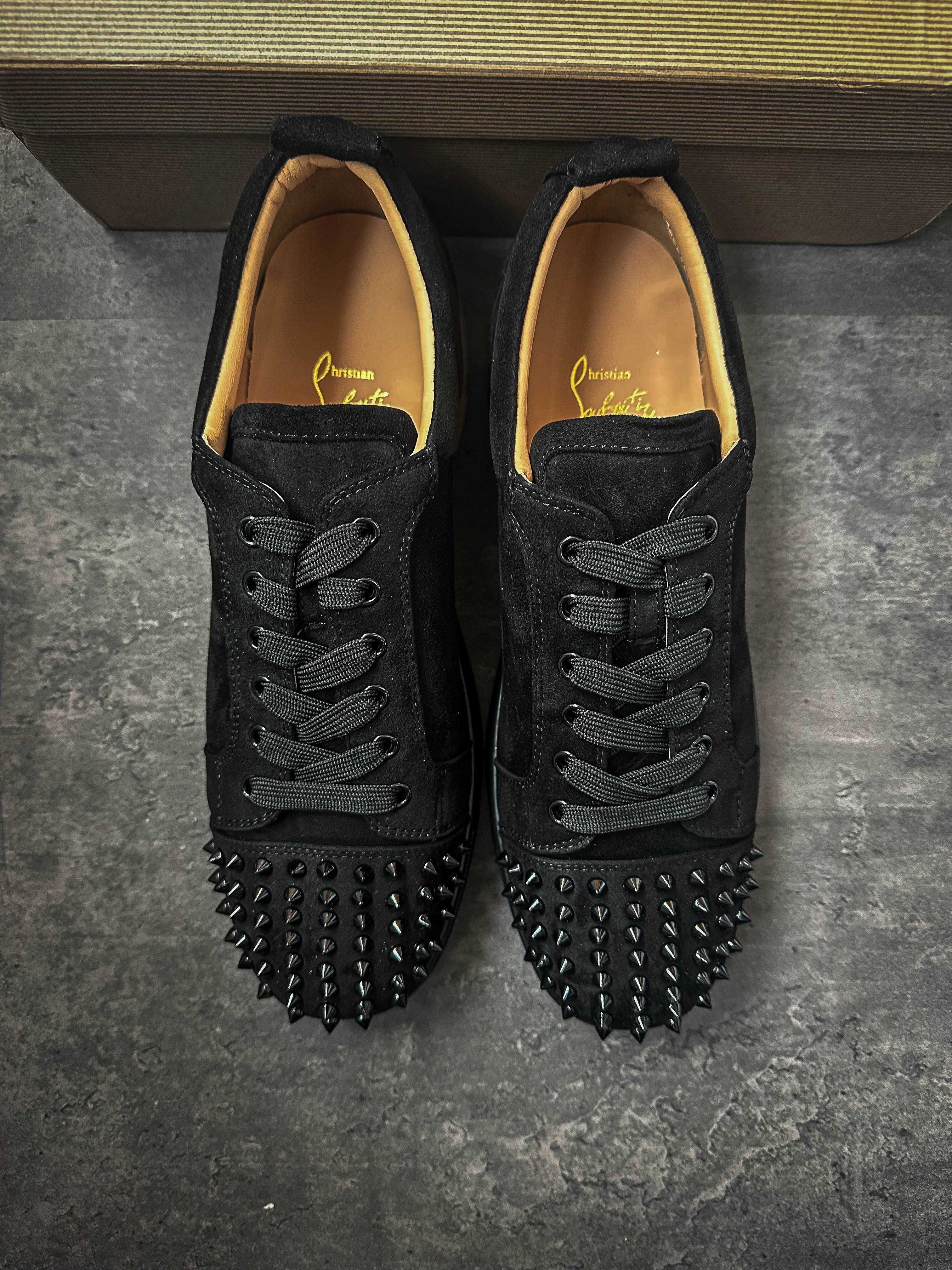 Christian Louboutin Louis Junior Black Spikes - НОВО