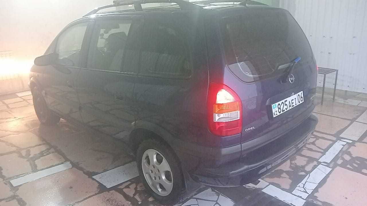 Opel Zafira 1.8 1998