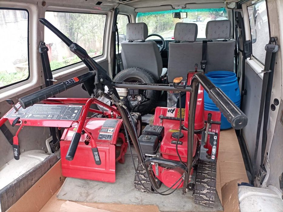 Продавам снегорин Honda ,HS622 в отлично състояние почти нов