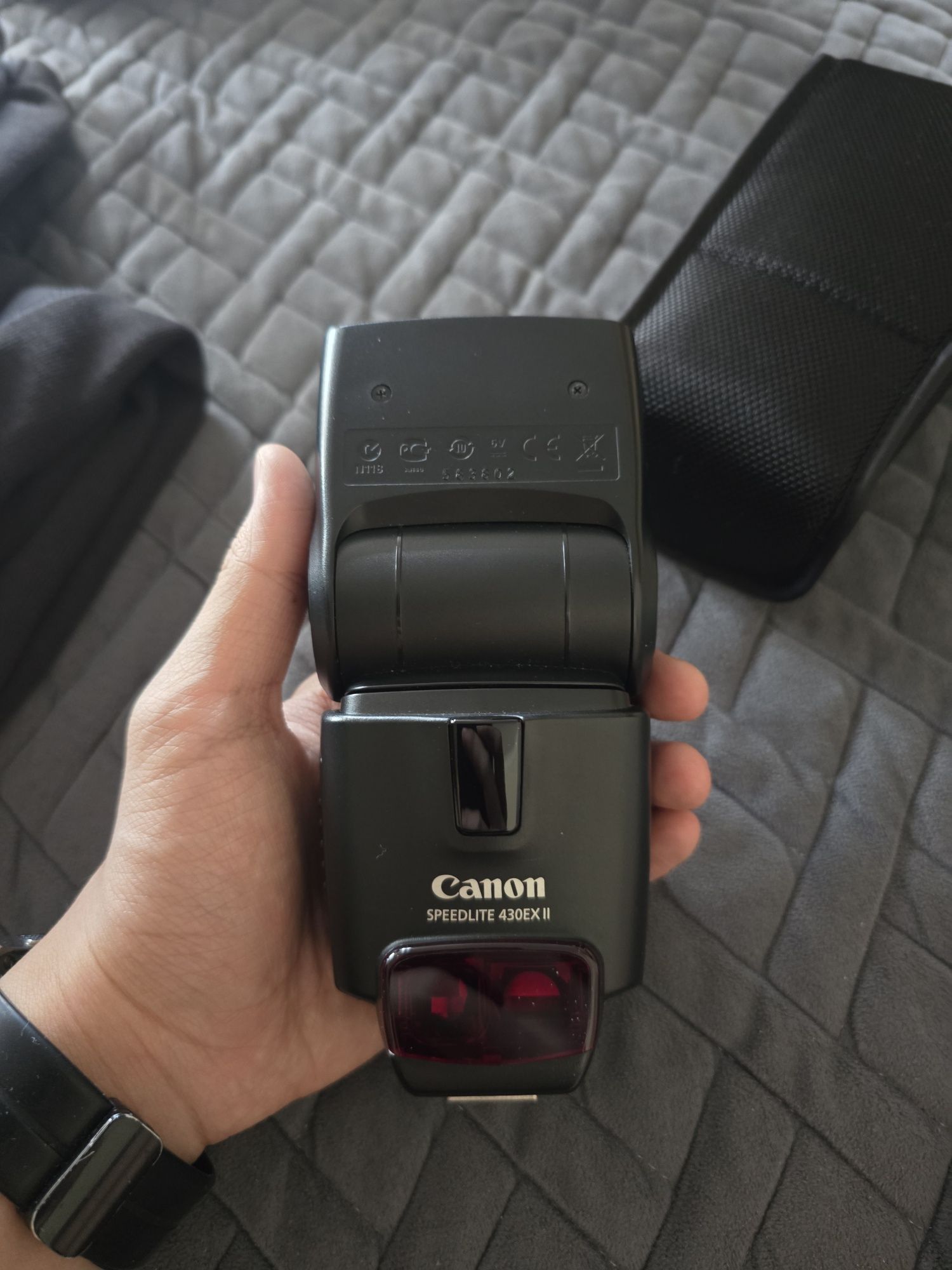 Вспышка Canon Speedlite 430ex II