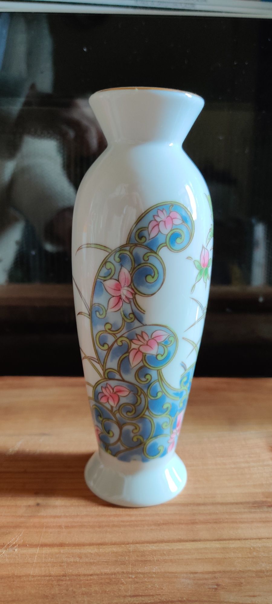 Vaza portelan japonez Laudel