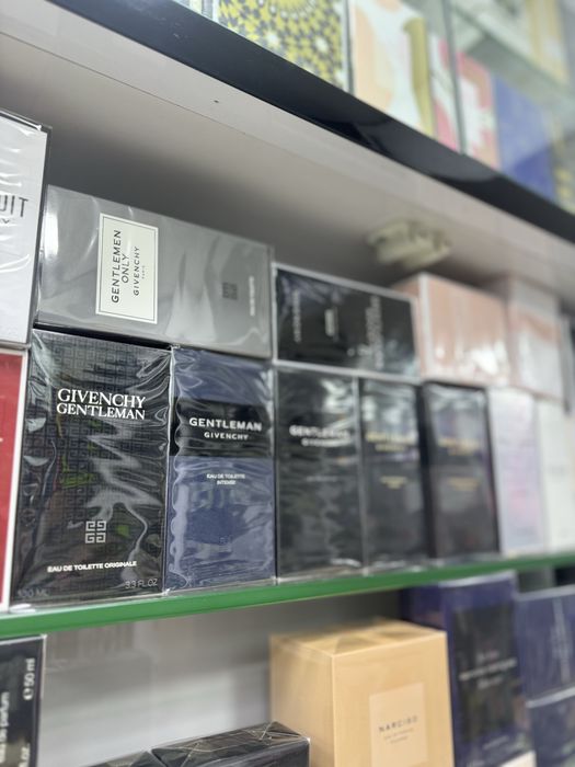 Givenchy Gentleman Society