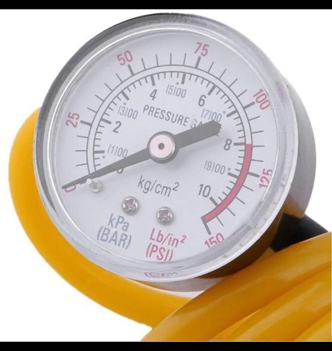 Компресор за гуми с ремонтен комплект