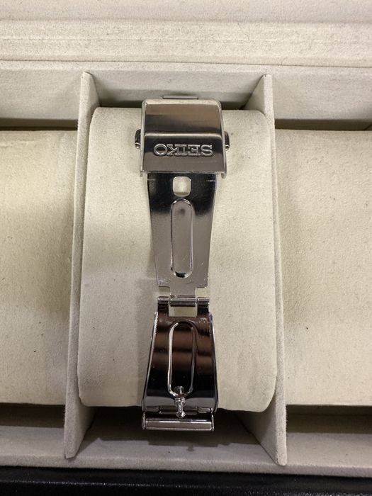 Часовник Seiko Solar 7B72-0AC0