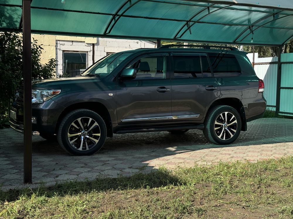 Диски  на крузак почьти новые ездели 1 месец