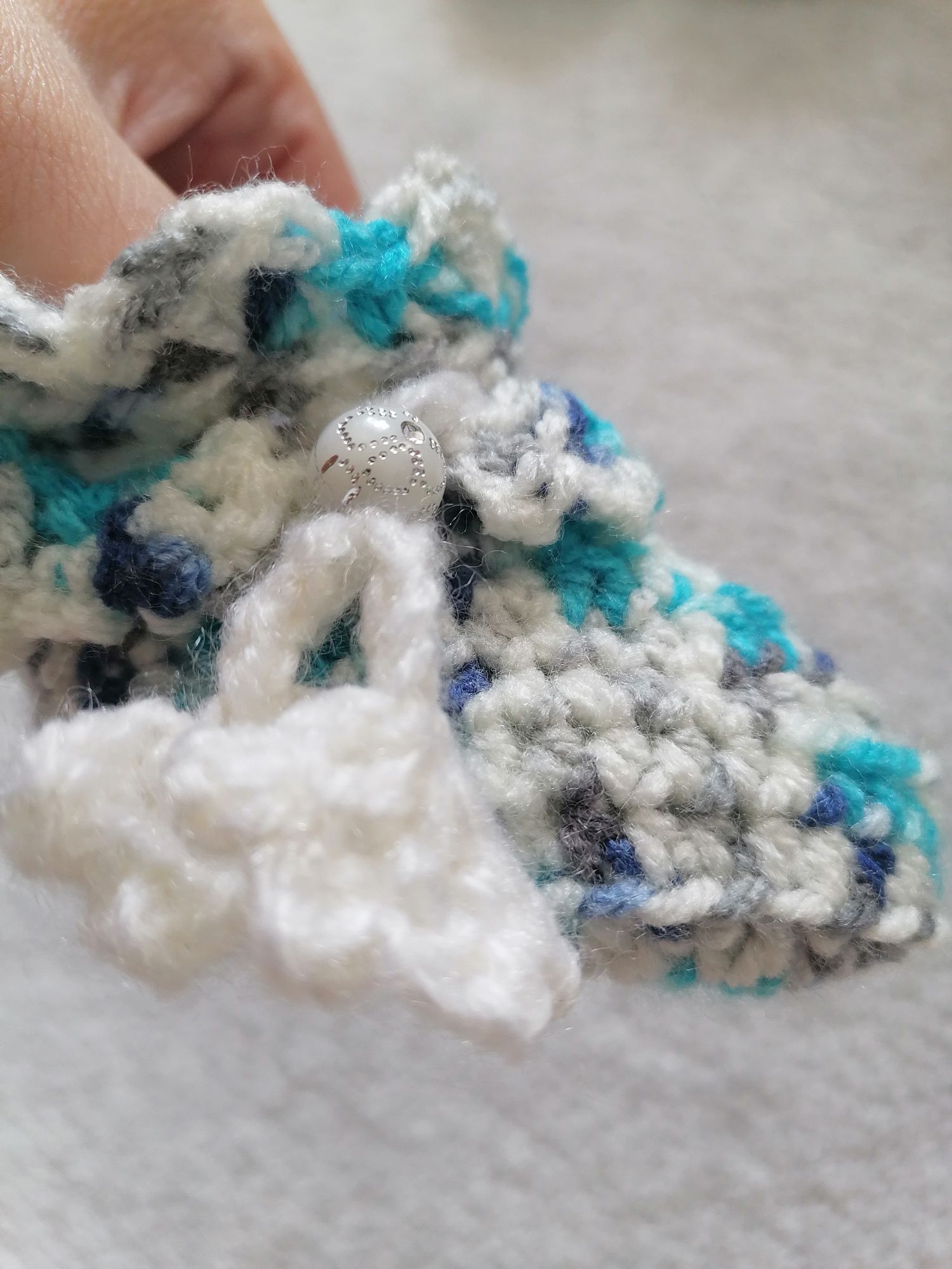 Botoșei croșetati pentru bebe hand made