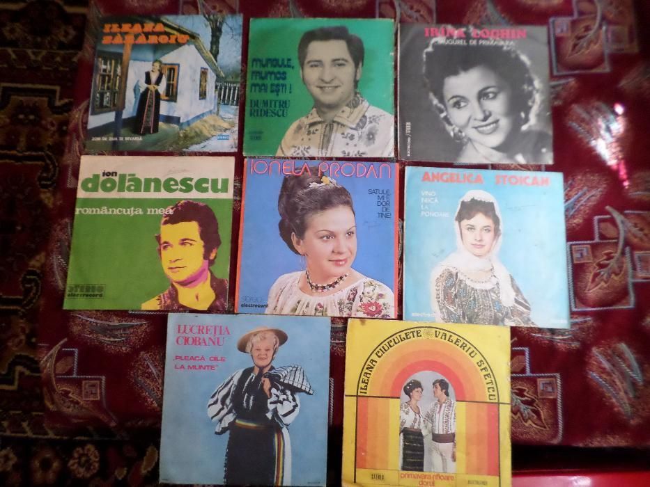 Vand diverse discuri de vinilin pikap cu interpreti de muzica populara