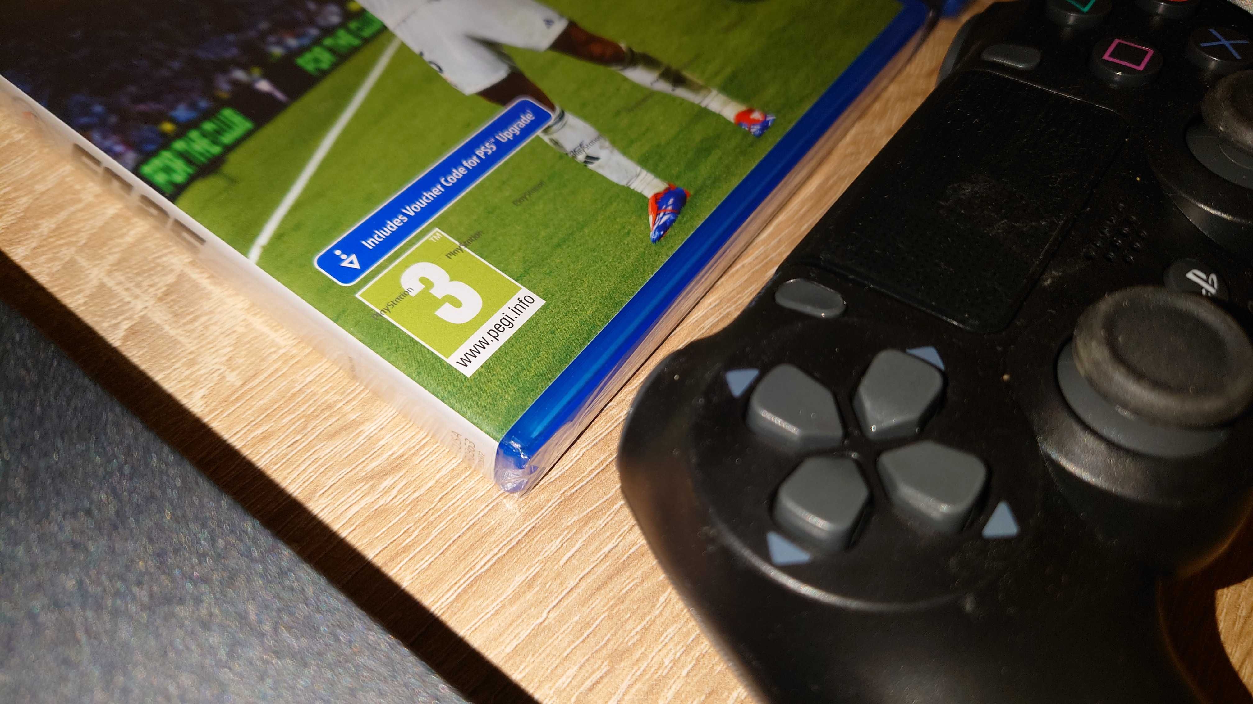 [ PS4 + FC25 + GTA 5 > 1000GB PlayStation 4 Slim с 2 джойстика