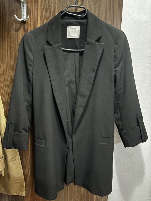 Черно сако Bershka