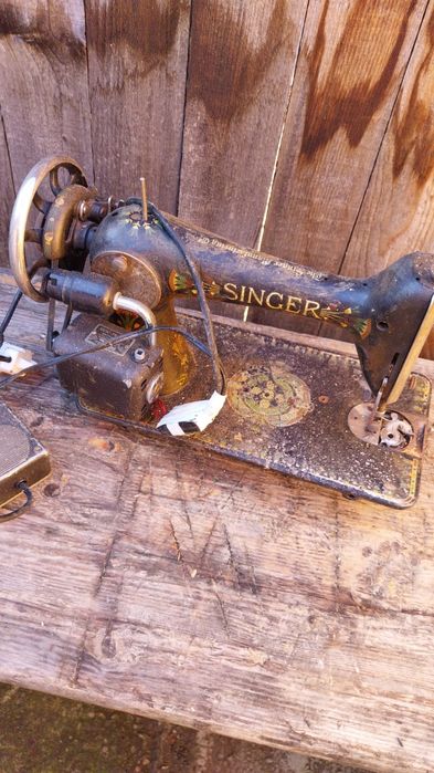 Mașina de cusut originala