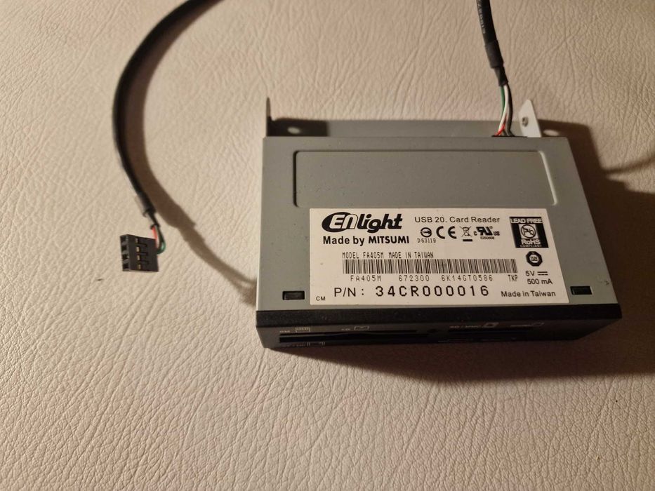 Mitsumi ENlight USB 2.0 четец и адаптер за компютър или лаптоп