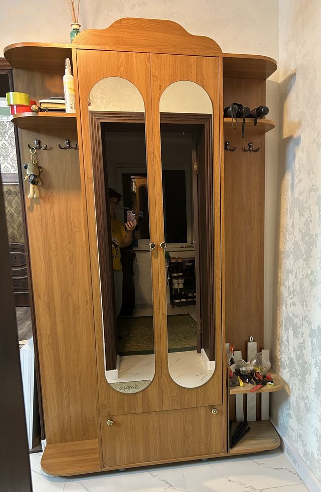 Шкаф для прихожей