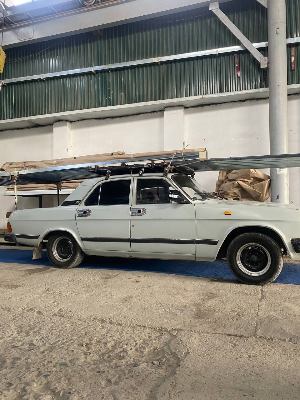 gaz2410 mashina e