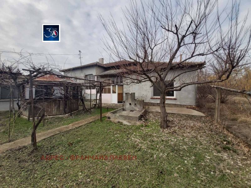 Къща в Плевен, област-с.Обнова площ 90 цена 50000