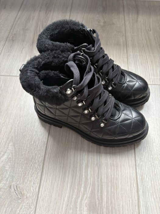 Продаю ботинки зимние