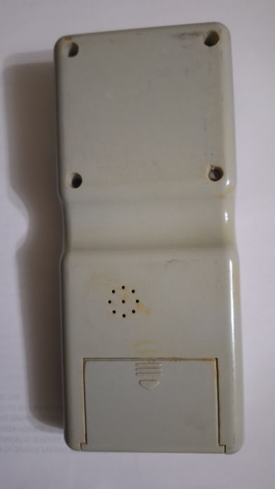 Продавам електронна игра BRICK GAME