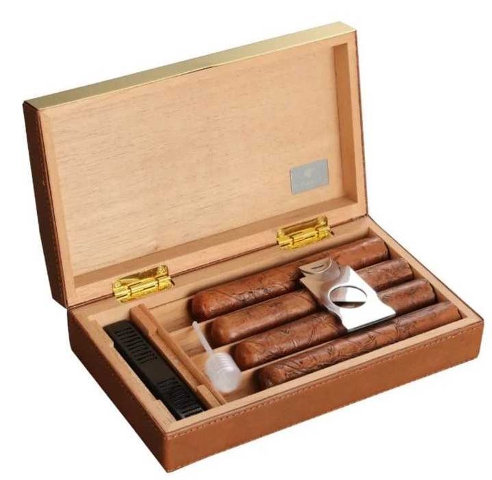 Cohiba  кутия за пури кедров преносим хумидор с кожено покритие кохиба