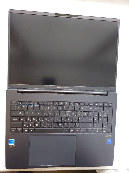 Asus ExpertBook 16″ (Intel Core Ultra 7)