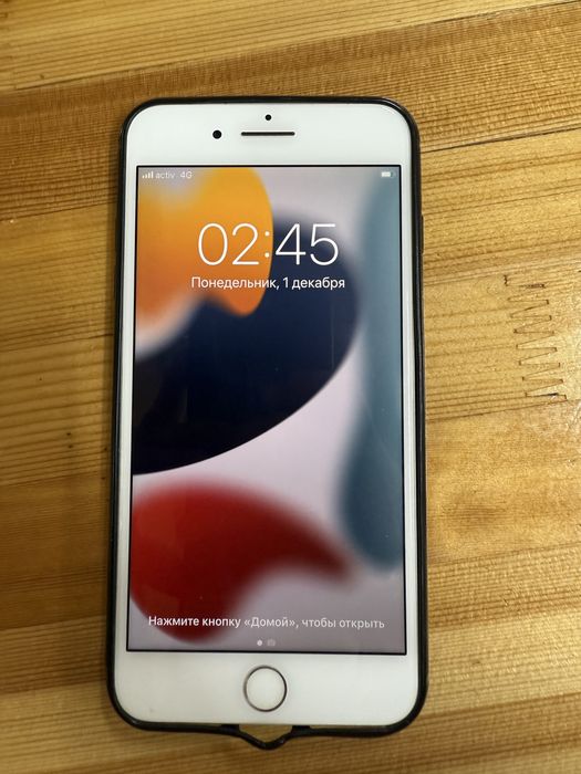 IPhone 7+ в хорошем состояние