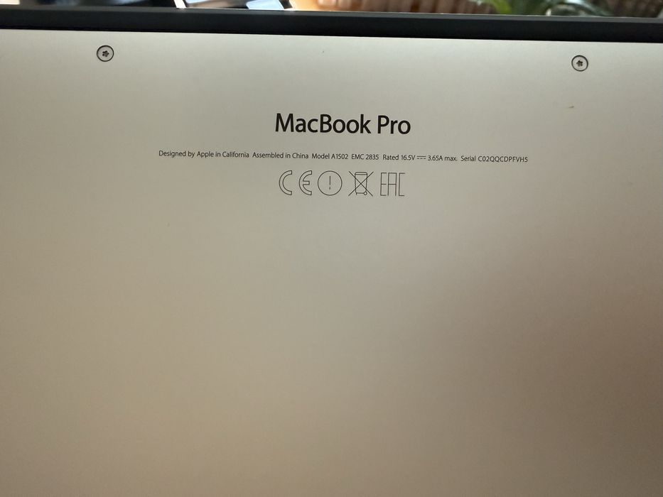 MacBook Pro A1502