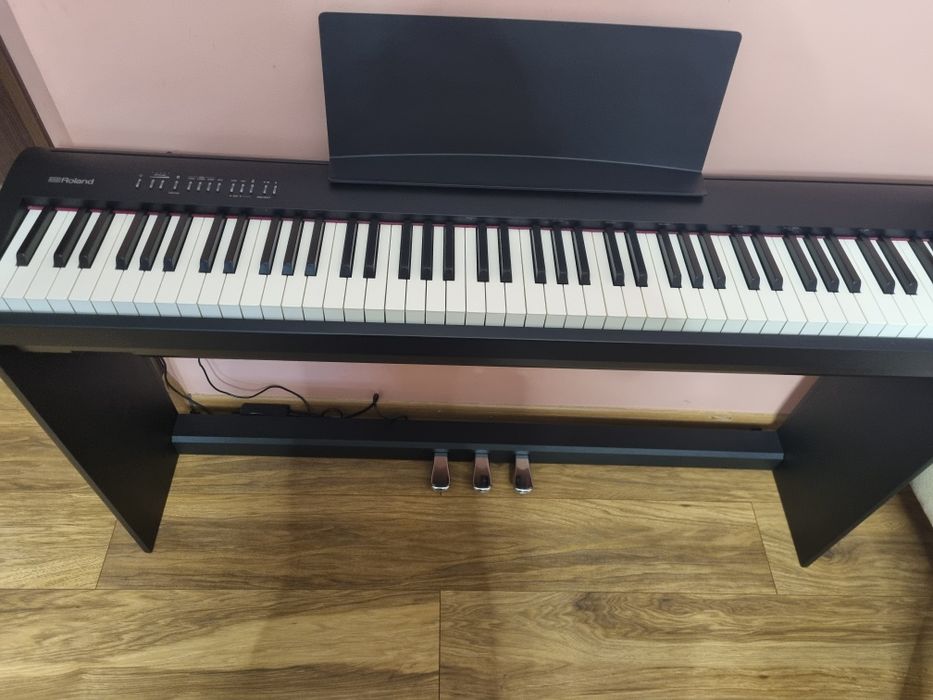 Pian digital Roland FP30